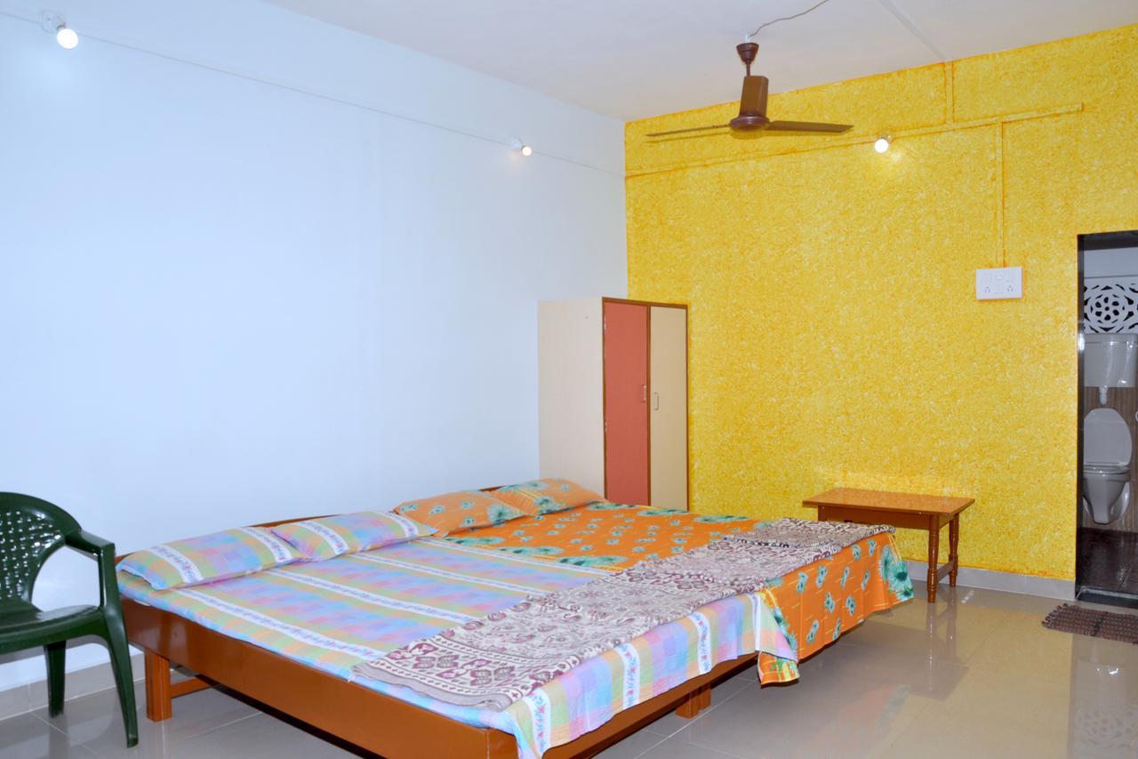 Hotel Anjali Lodge Mālvan 외부 사진